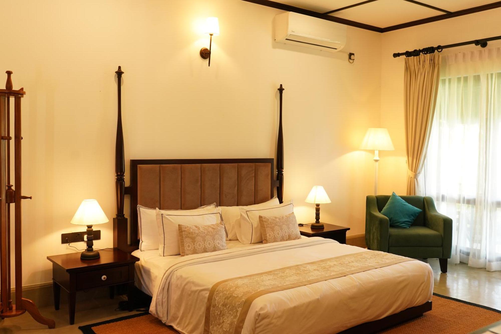 The Grand Walawwa Otel Pinnawala  Dış mekan fotoğraf